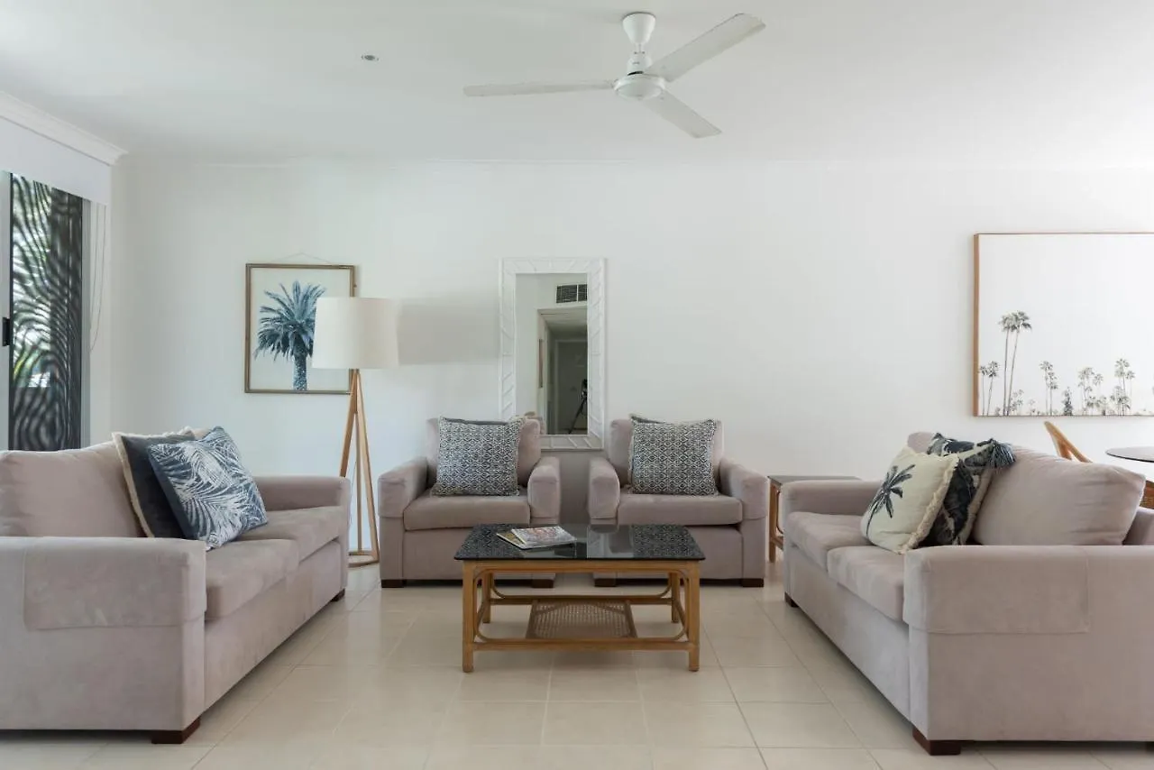 Paringa | Private Beachfront Apartments Palm Cove Australia