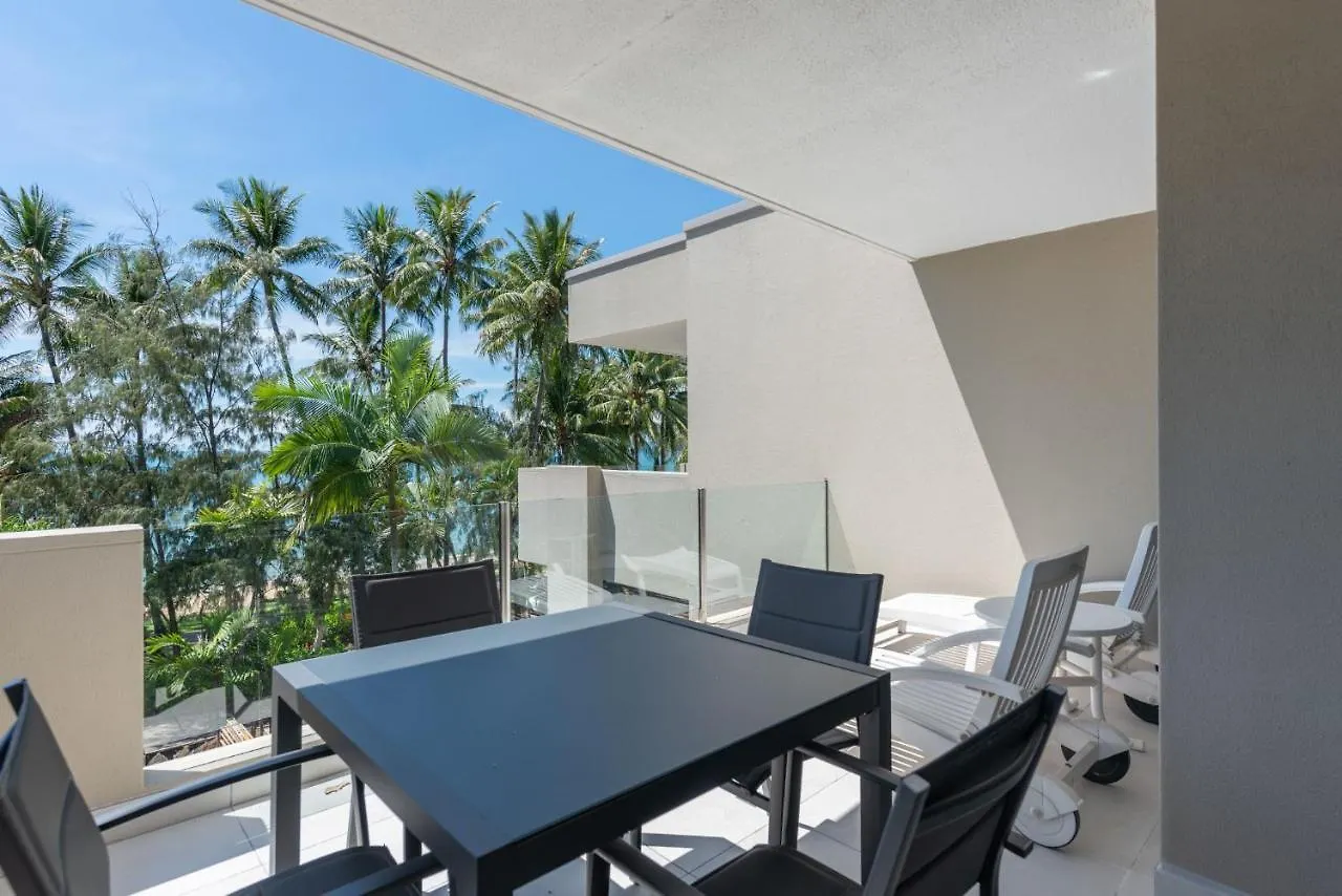 Paringa | Private Beachfront Apartments Palm Cove Australia
