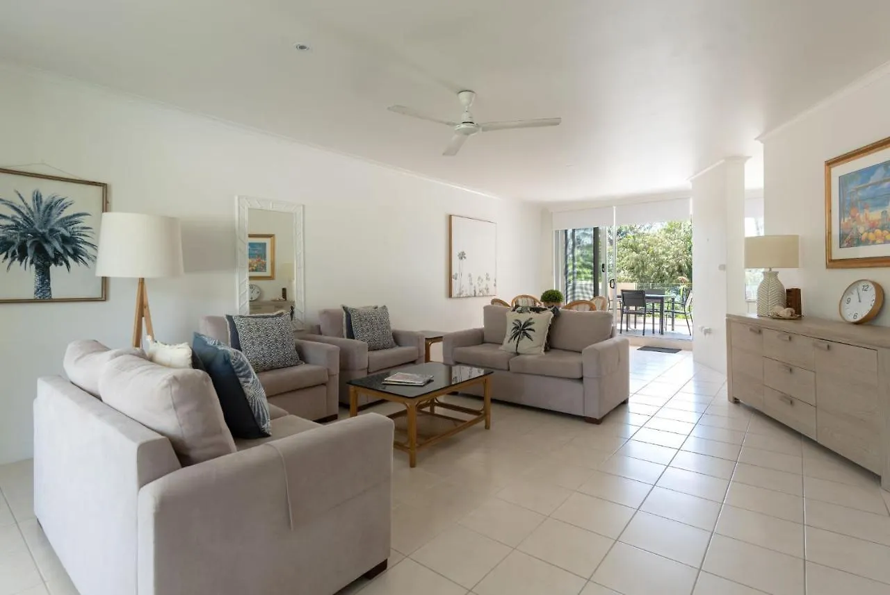 Paringa | Private Beachfront Apartments Palm Cove
