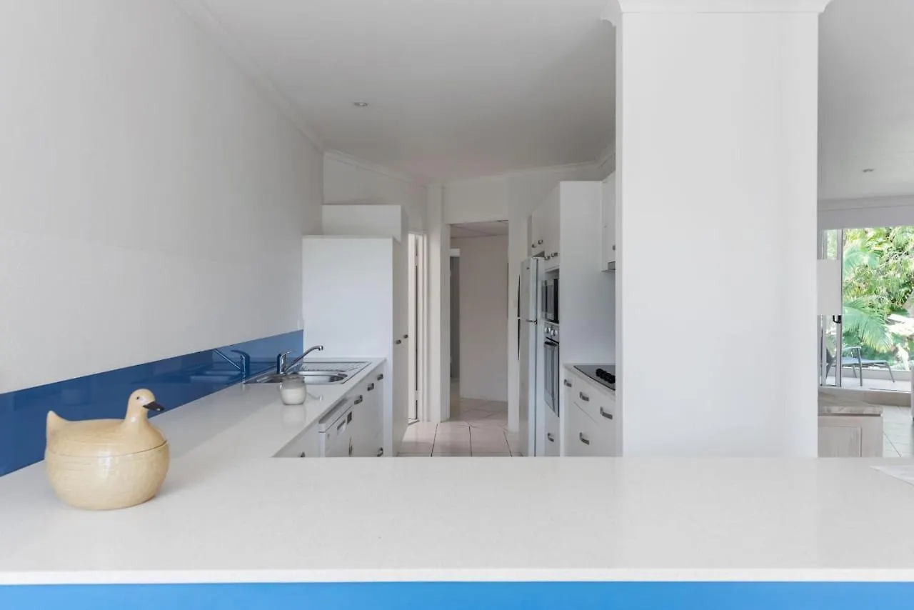 Paringa | Private Beachfront Apartments Palm Cove