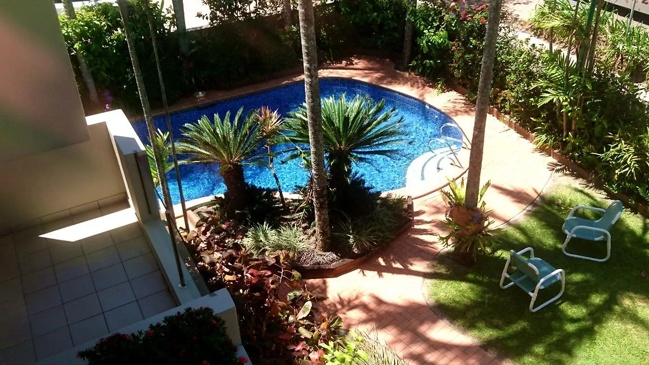 Paringa | Private Beachfront Apartments Palm Cove